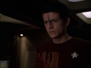 Filename=extant_StarTrek_VOY_7x19-Q2_2634.jpg
Filesize=102KiB
Dimensions=1200x900
Date added=Jan 16, 2020 extant_StarTrek_VOY_7x19-Q2_2634.jpg