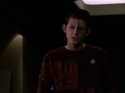 Filename=extant_StarTrek_VOY_7x19-Q2_2647.jpg
Filesize=98KiB
Dimensions=1200x900
Date added=Jan 16, 2020 extant_StarTrek_VOY_7x19-Q2_2647.jpg