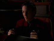 extant_StarTrek_VOY_7x19-Q2_2659.jpg
