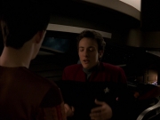 extant_StarTrek_VOY_7x19-Q2_2740.jpg