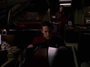 extant_StarTrek_VOY_7x19-Q2_2770.jpg