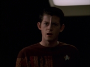 extant_StarTrek_VOY_7x19-Q2_2808.jpg