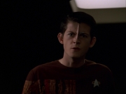 extant_StarTrek_VOY_7x19-Q2_2831.jpg