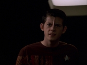 extant_StarTrek_VOY_7x19-Q2_2832.jpg