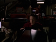 extant_StarTrek_VOY_7x19-Q2_2834.jpg