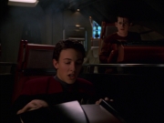 extant_StarTrek_VOY_7x19-Q2_2854.jpg