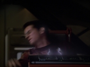 extant_StarTrek_VOY_7x19-Q2_2870.jpg