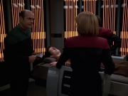 extant_StarTrek_VOY_7x19-Q2_2916.jpg