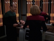 extant_StarTrek_VOY_7x19-Q2_2917.jpg
