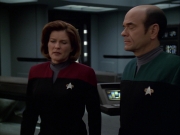 Filename=extant_StarTrek_VOY_7x19-Q2_3039.jpg
Filesize=127KiB
Dimensions=1200x900
Date added=Jan 16, 2020 extant_StarTrek_VOY_7x19-Q2_3039.jpg