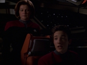 Filename=extant_StarTrek_VOY_7x19-Q2_3111.jpg
Filesize=107KiB
Dimensions=1200x900
Date added=Jan 16, 2020 extant_StarTrek_VOY_7x19-Q2_3111.jpg