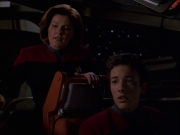 Filename=extant_StarTrek_VOY_7x19-Q2_3118.jpg
Filesize=109KiB
Dimensions=1200x900
Date added=Jan 16, 2020 extant_StarTrek_VOY_7x19-Q2_3118.jpg