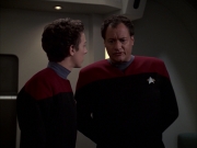 Filename=extant_StarTrek_VOY_7x19-Q2_3460.jpg
Filesize=109KiB
Dimensions=1200x900
Date added=Jan 16, 2020 extant_StarTrek_VOY_7x19-Q2_3460.jpg