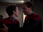 Filename=extant_StarTrek_VOY_7x19-Q2_3503.jpg
Filesize=116KiB
Dimensions=1200x900
Date added=Jan 16, 2020 extant_StarTrek_VOY_7x19-Q2_3503.jpg