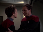Filename=extant_StarTrek_VOY_7x19-Q2_3507.jpg
Filesize=122KiB
Dimensions=1200x900
Date added=Jan 16, 2020 extant_StarTrek_VOY_7x19-Q2_3507.jpg