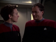 Filename=extant_StarTrek_VOY_7x19-Q2_3529.jpg
Filesize=110KiB
Dimensions=1200x900
Date added=Jan 16, 2020 extant_StarTrek_VOY_7x19-Q2_3529.jpg