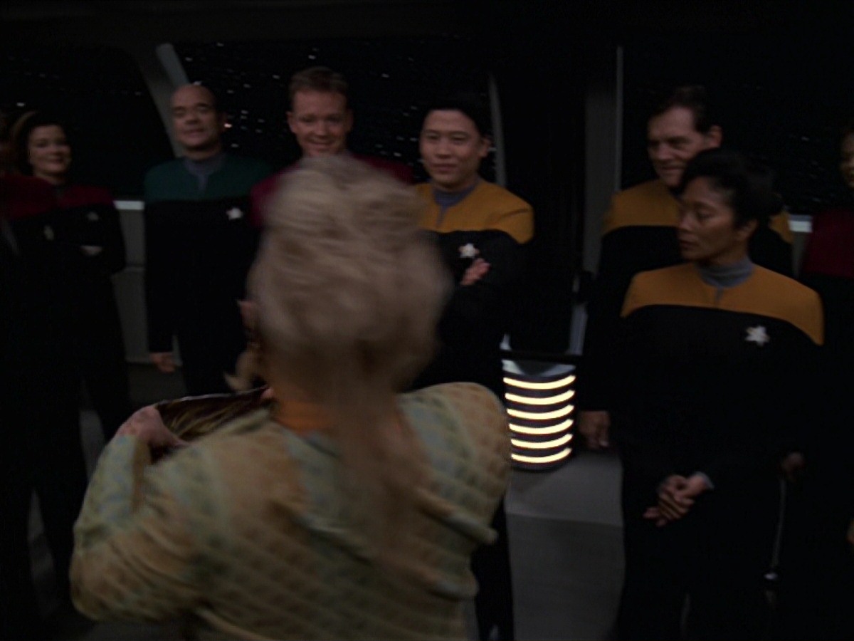 extant_StarTrek_VOY_7x20-AuthorAuthor_0362.jpg