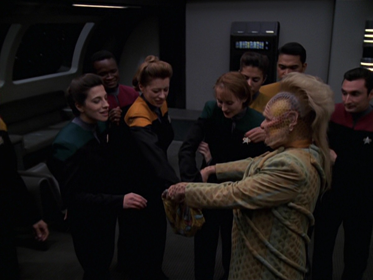 extant_StarTrek_VOY_7x20-AuthorAuthor_0376.jpg