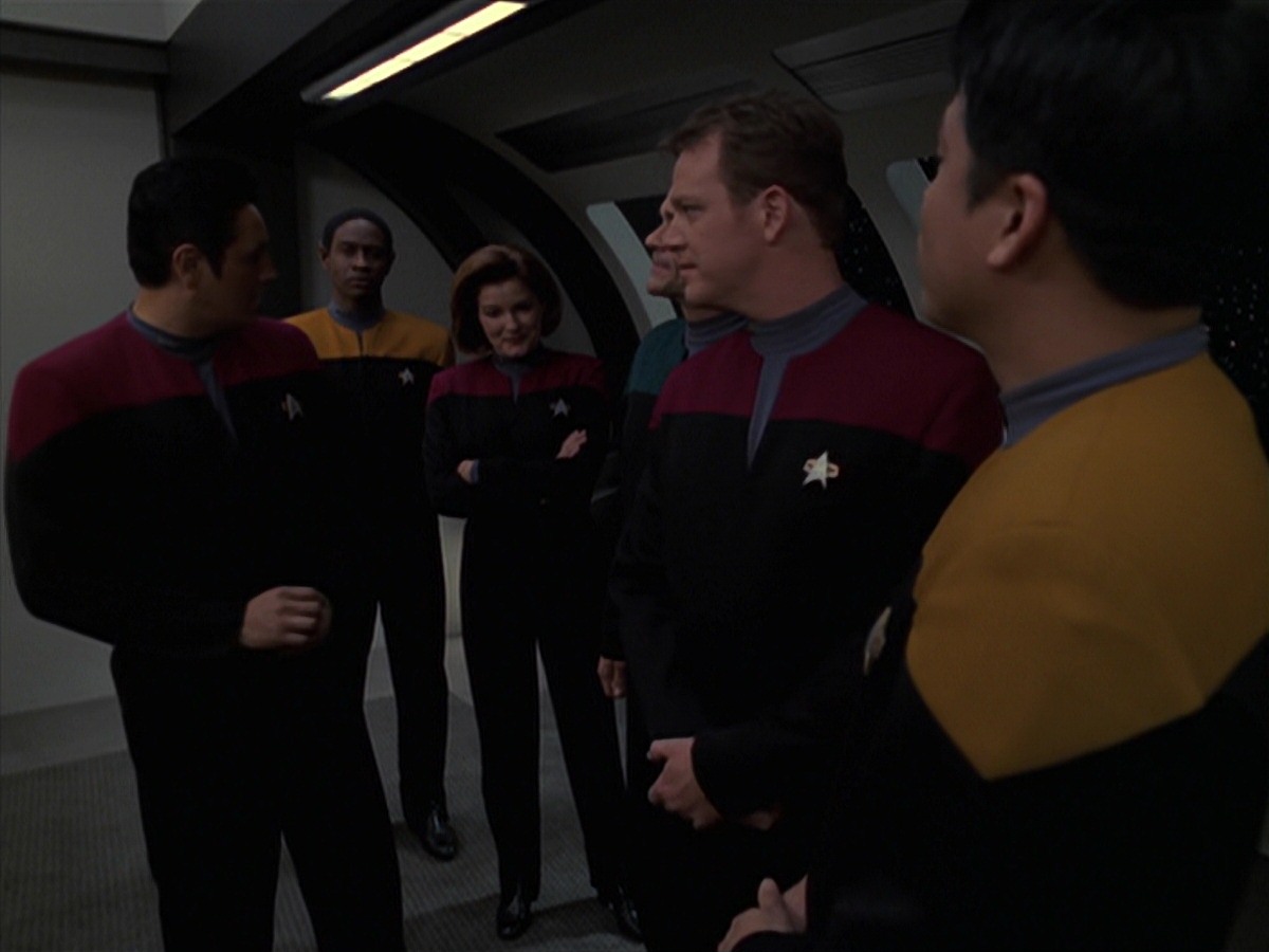 extant_StarTrek_VOY_7x20-AuthorAuthor_0387.jpg