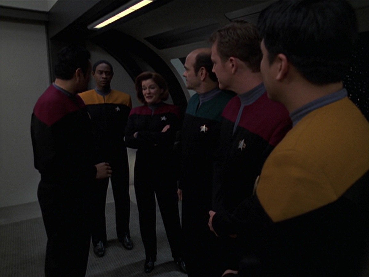 extant_StarTrek_VOY_7x20-AuthorAuthor_0389.jpg