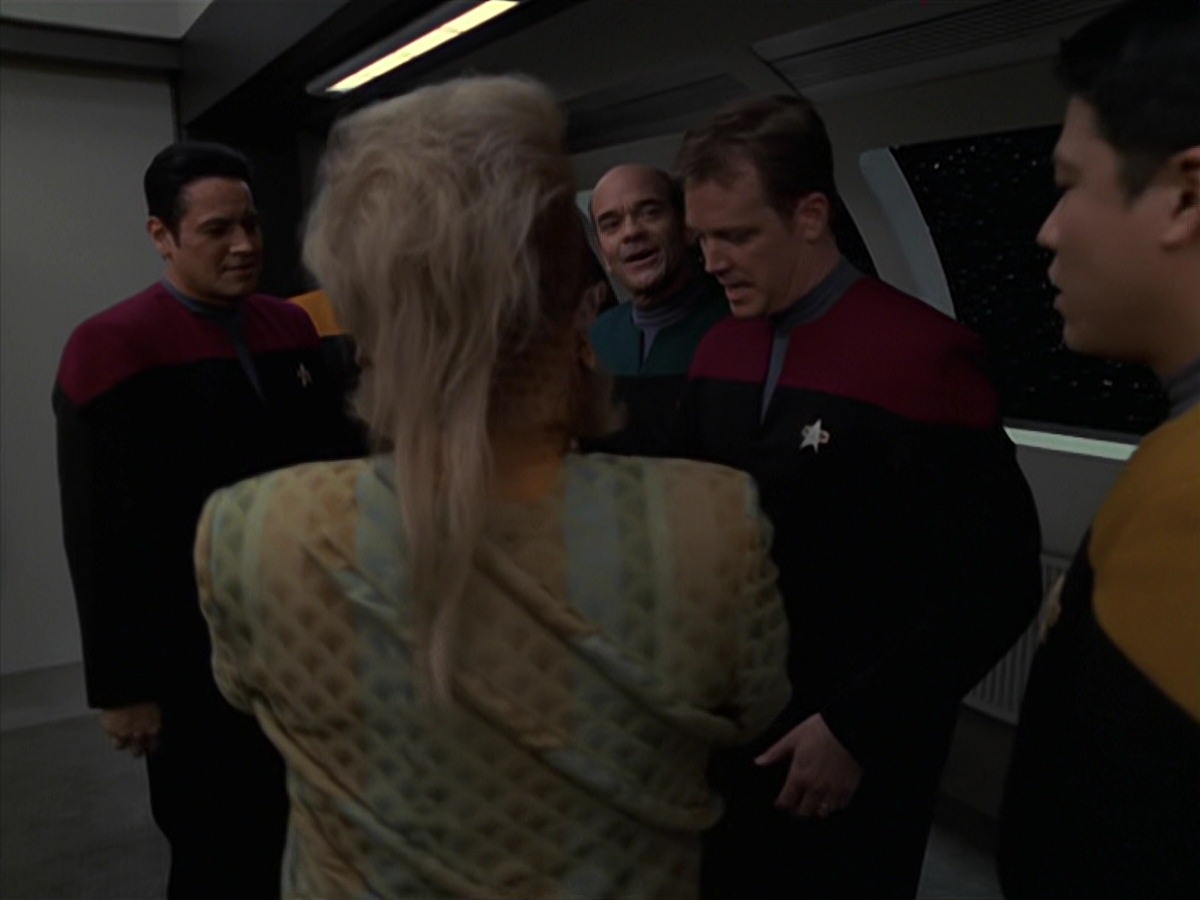 extant_StarTrek_VOY_7x20-AuthorAuthor_0399.jpg
