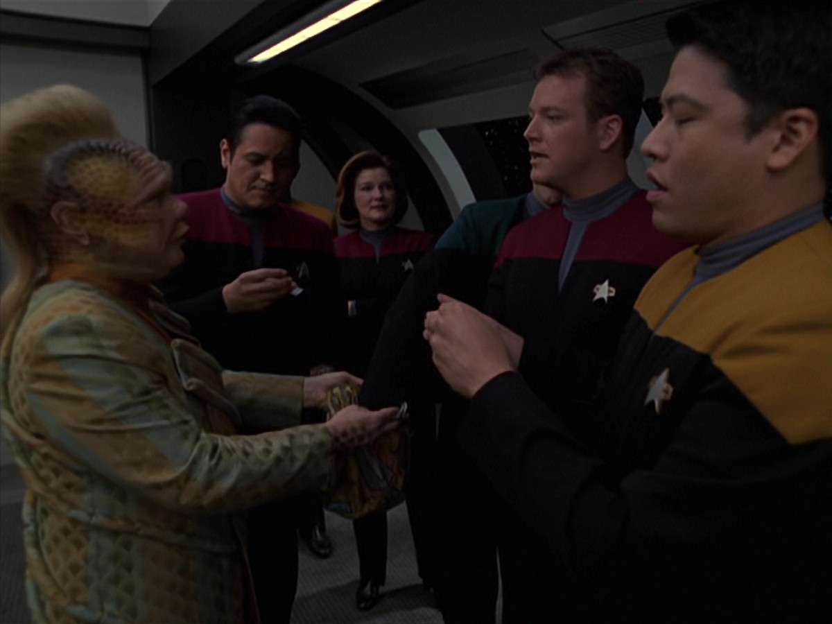 extant_StarTrek_VOY_7x20-AuthorAuthor_0404.jpg