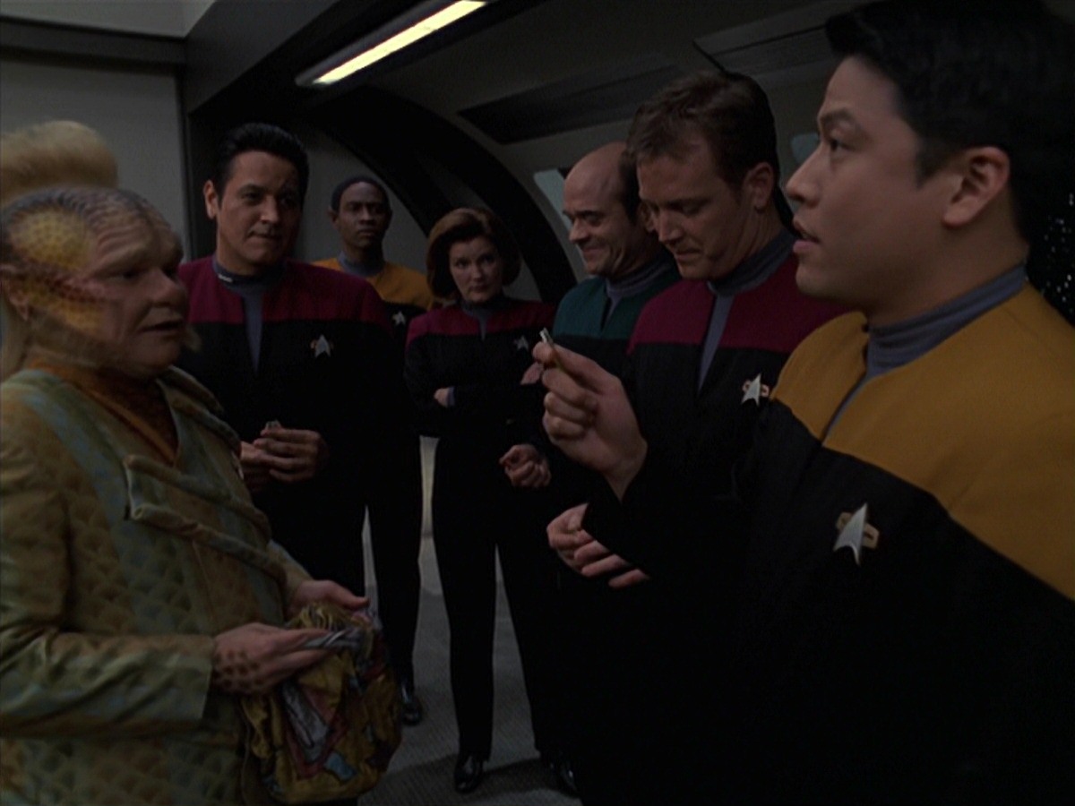 extant_StarTrek_VOY_7x20-AuthorAuthor_0412.jpg