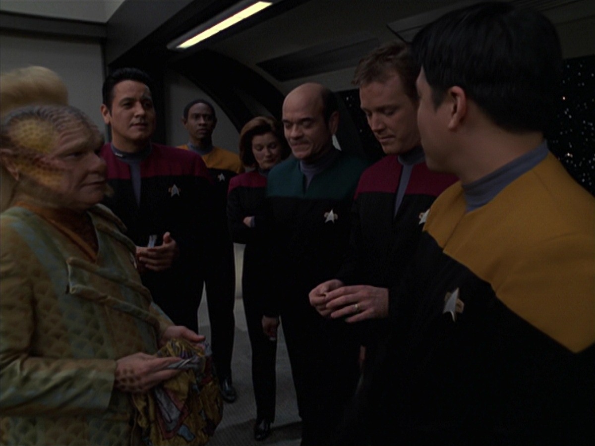 extant_StarTrek_VOY_7x20-AuthorAuthor_0416.jpg