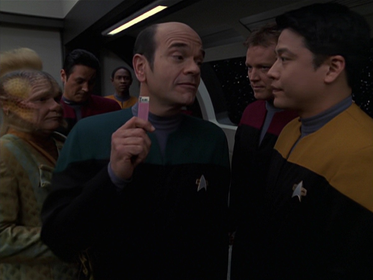 extant_StarTrek_VOY_7x20-AuthorAuthor_0419.jpg