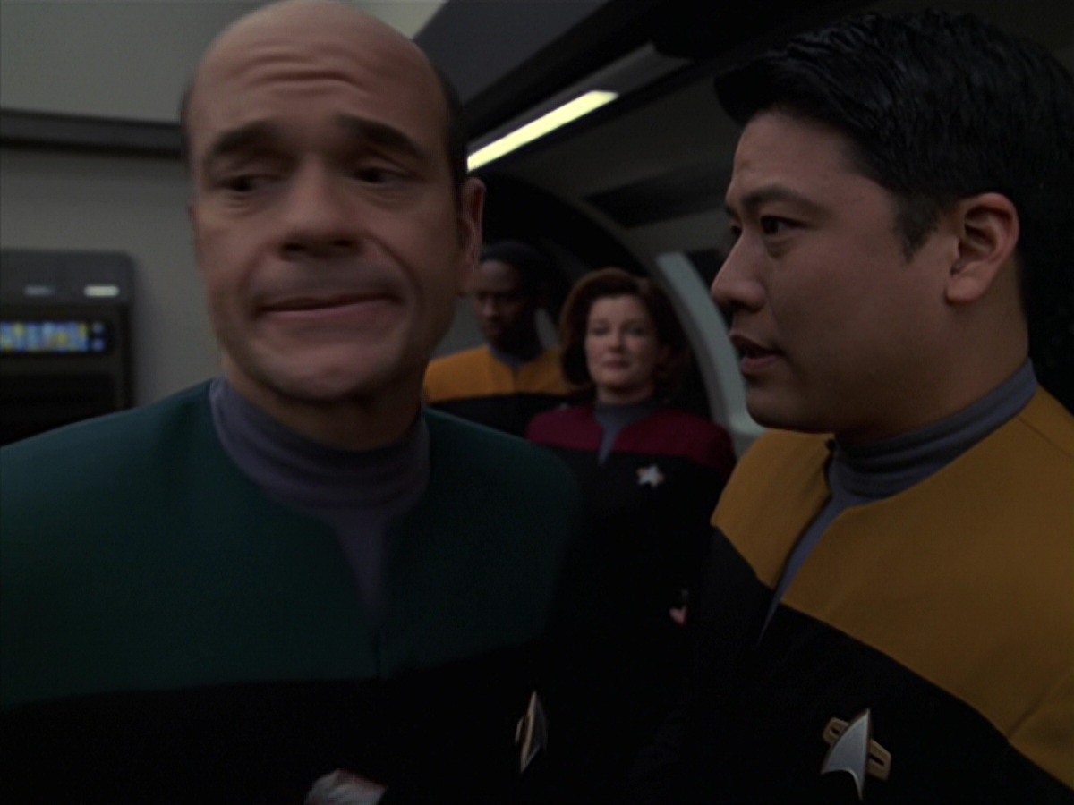 extant_StarTrek_VOY_7x20-AuthorAuthor_0437.jpg