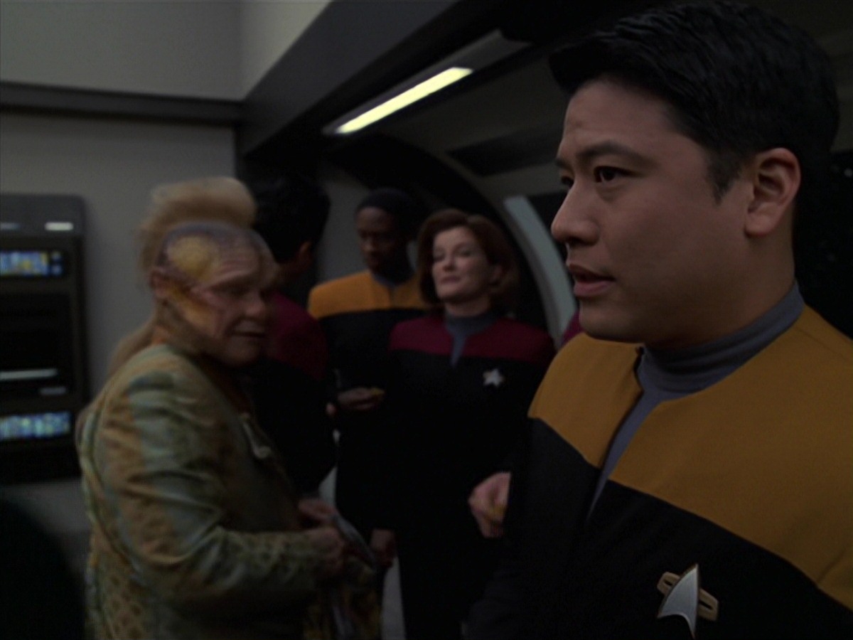 extant_StarTrek_VOY_7x20-AuthorAuthor_0438.jpg