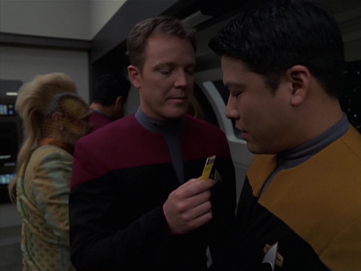 extant_StarTrek_VOY_7x20-AuthorAuthor_0441.jpg