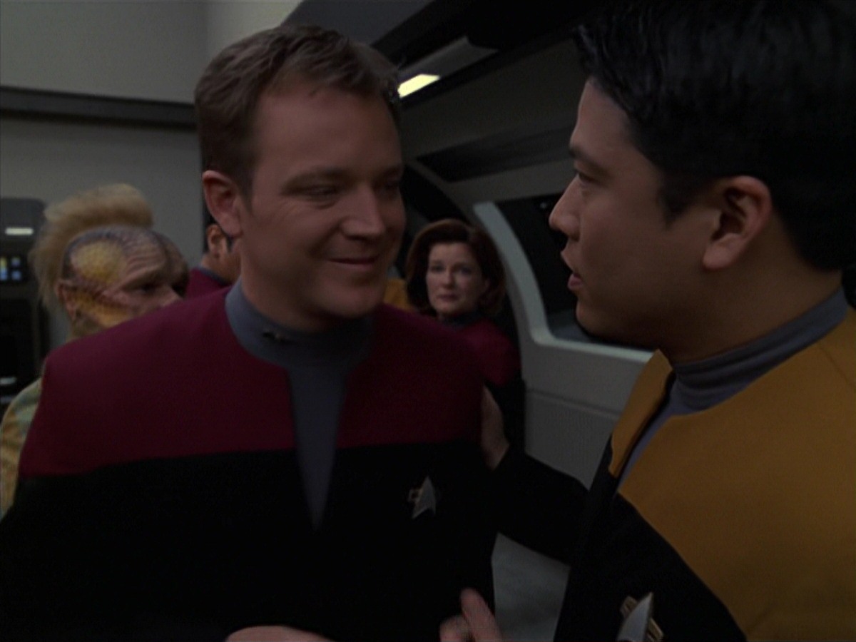 extant_StarTrek_VOY_7x20-AuthorAuthor_0448.jpg