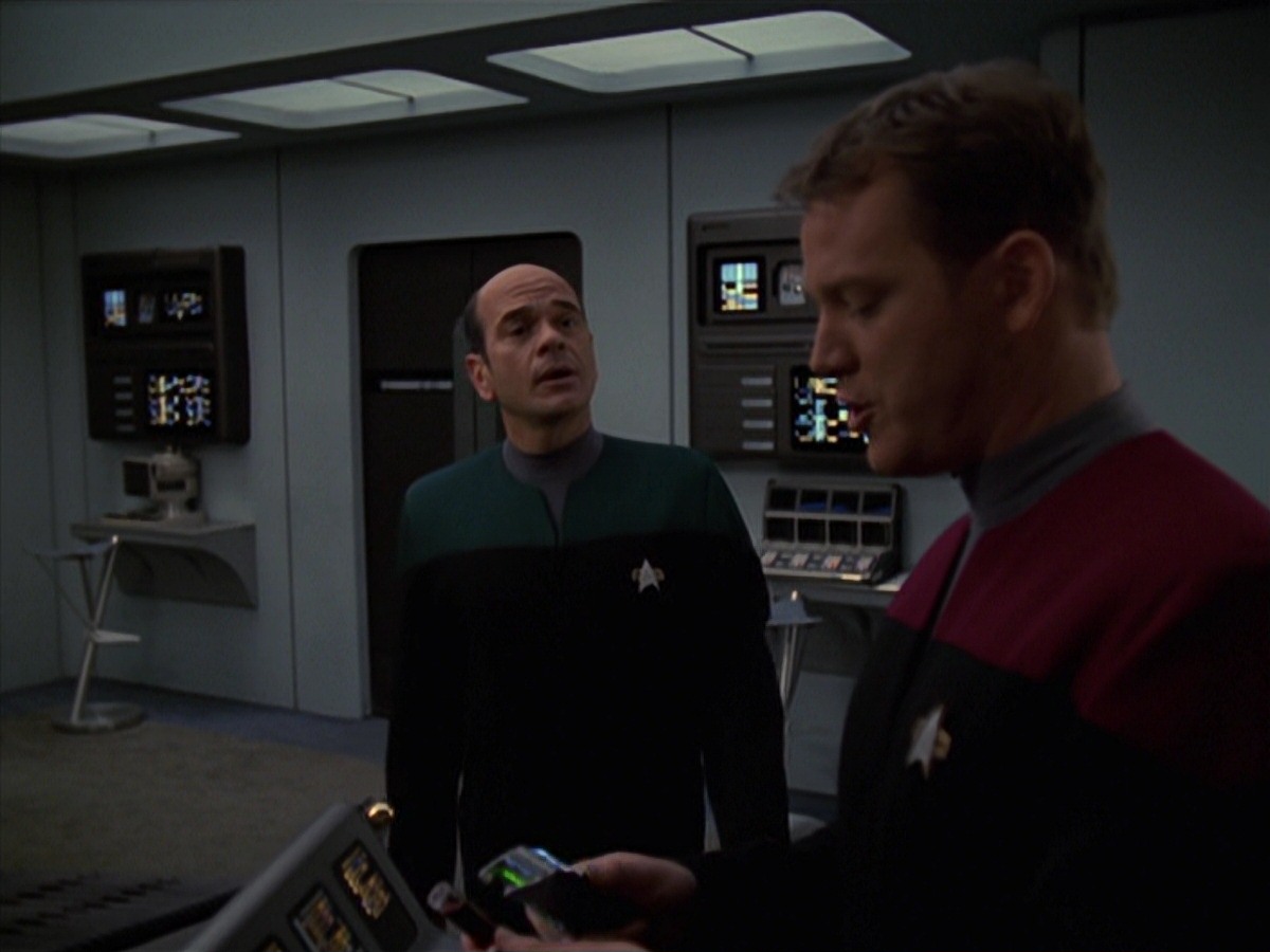extant_StarTrek_VOY_7x20-AuthorAuthor_0524.jpg
