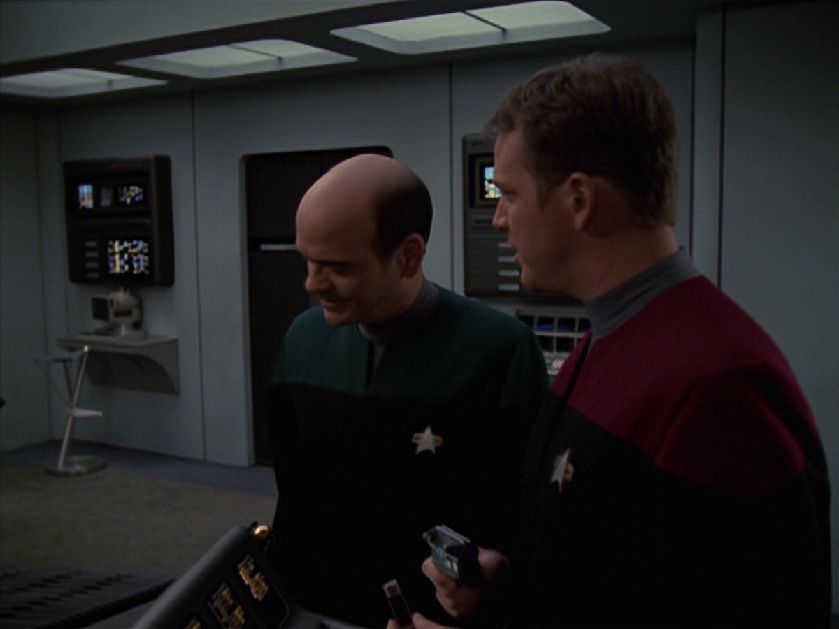 extant_StarTrek_VOY_7x20-AuthorAuthor_0534.jpg