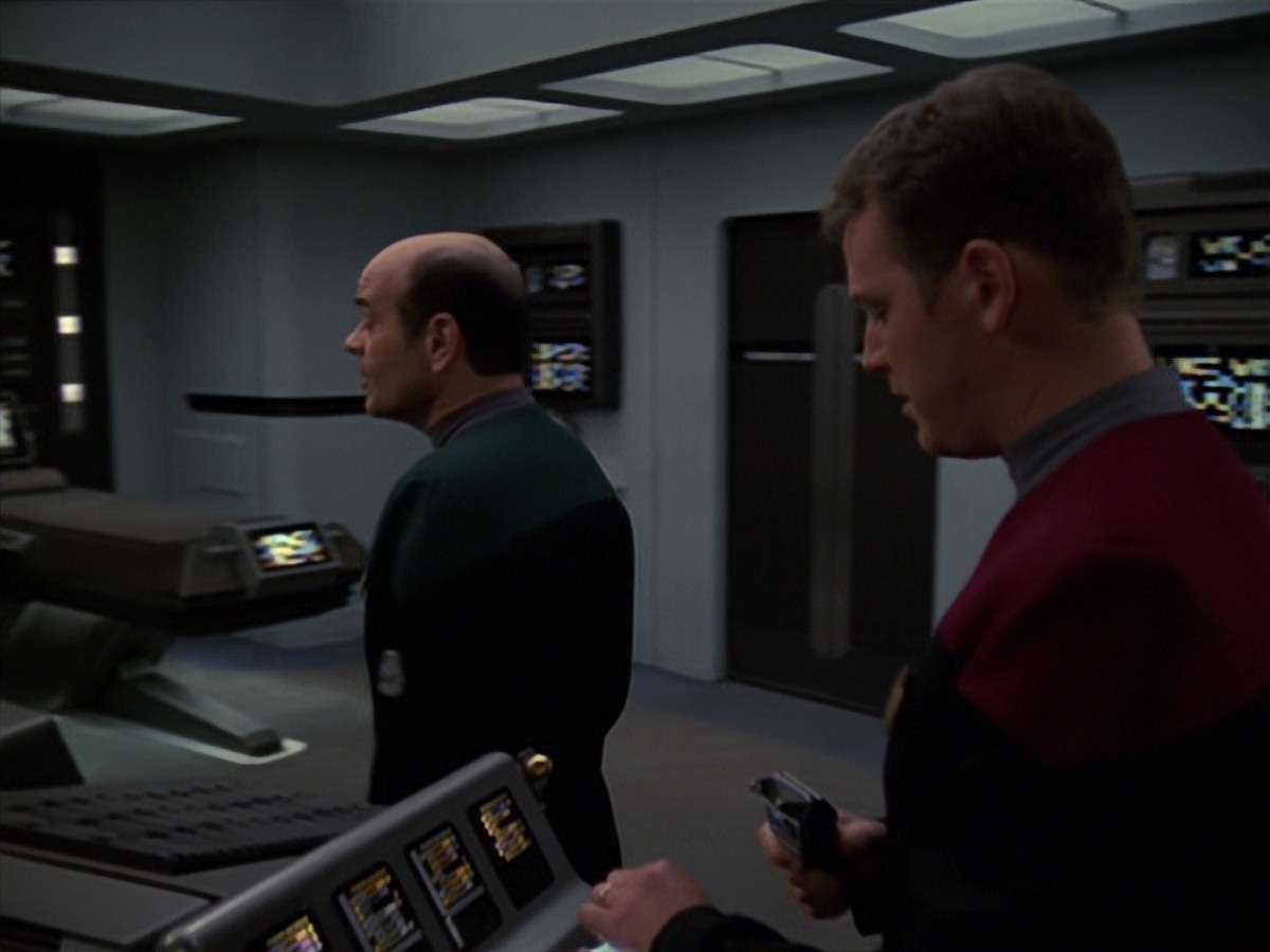extant_StarTrek_VOY_7x20-AuthorAuthor_0536.jpg