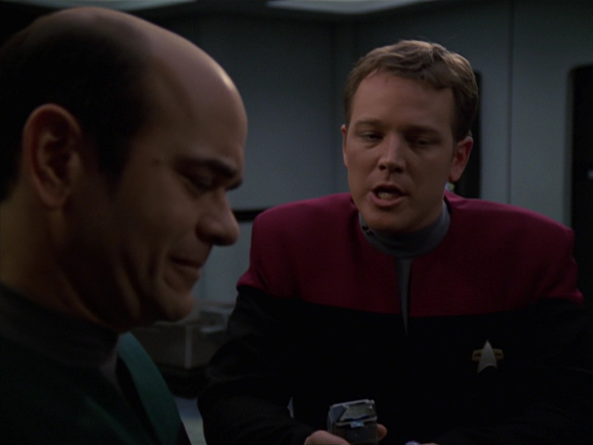 extant_StarTrek_VOY_7x20-AuthorAuthor_0562.jpg