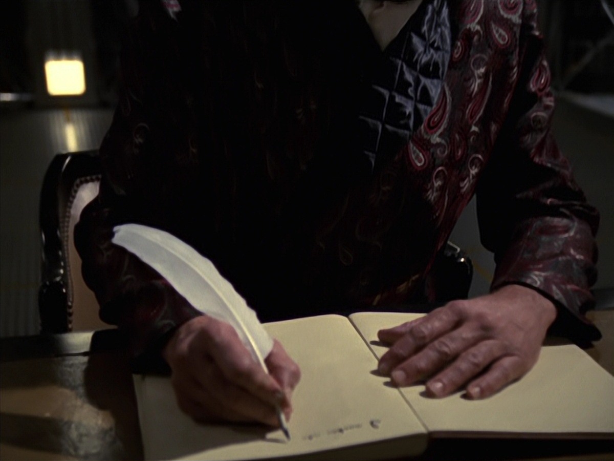 extant_StarTrek_VOY_7x20-AuthorAuthor_0634.jpg