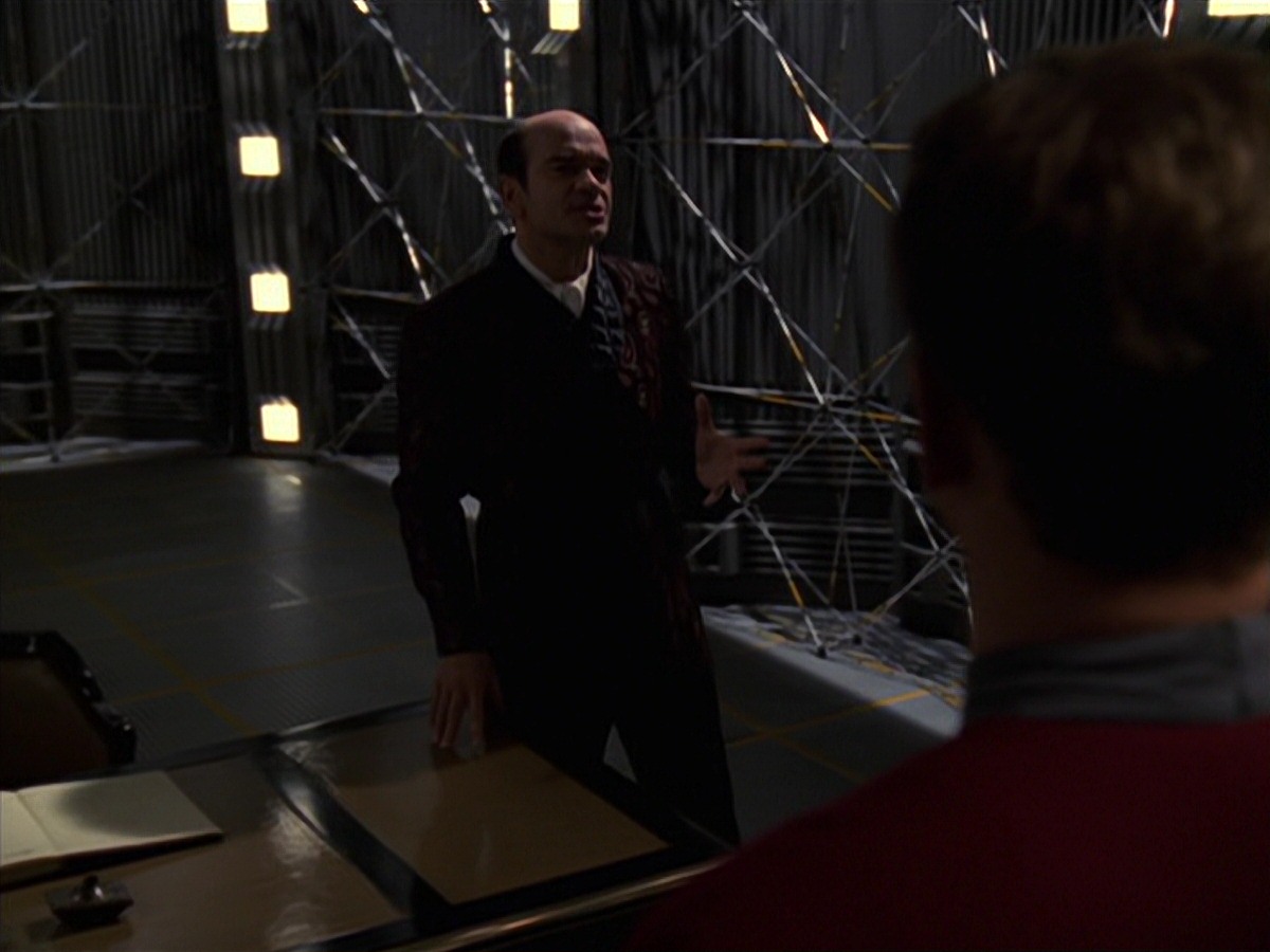 extant_StarTrek_VOY_7x20-AuthorAuthor_0657.jpg