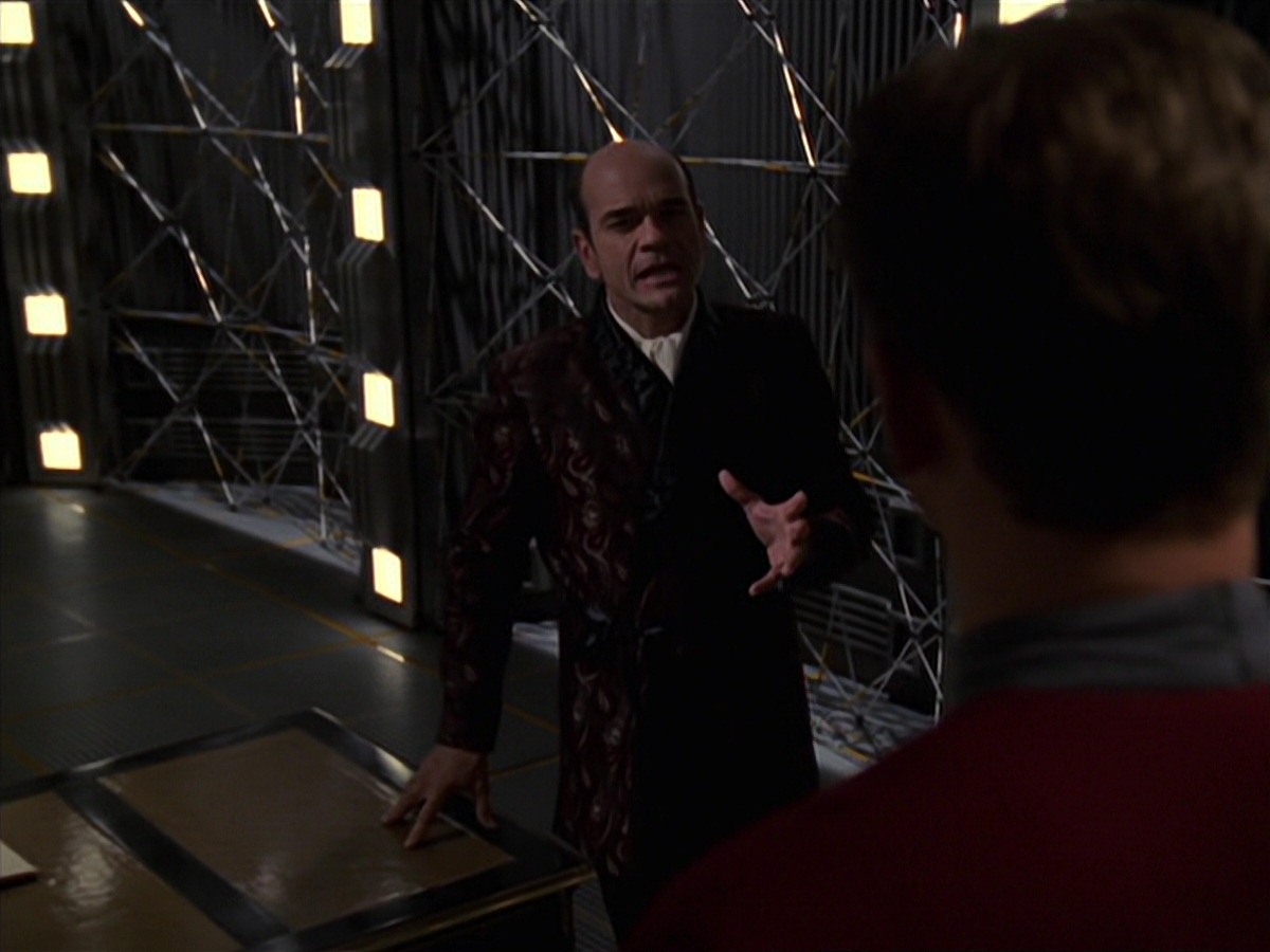 extant_StarTrek_VOY_7x20-AuthorAuthor_0659.jpg