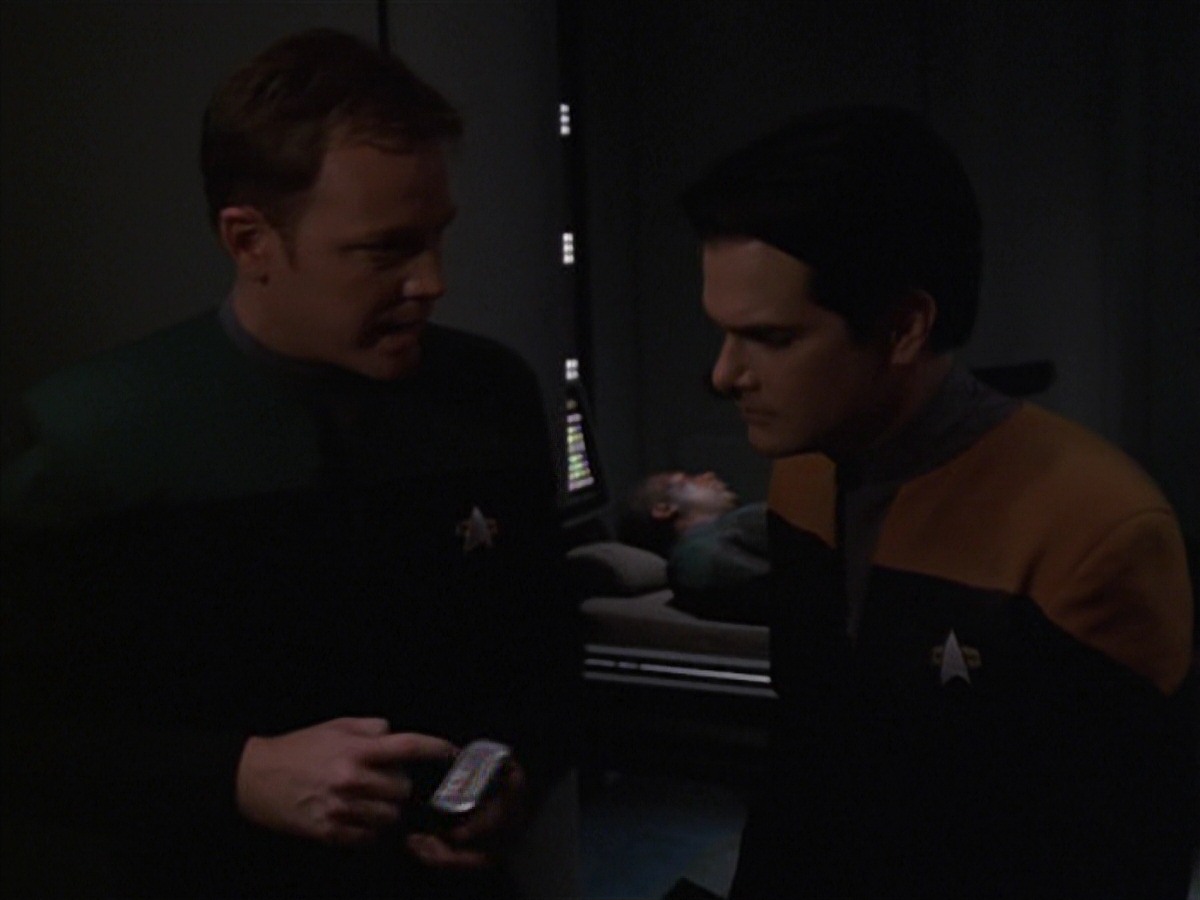extant_StarTrek_VOY_7x20-AuthorAuthor_0756.jpg