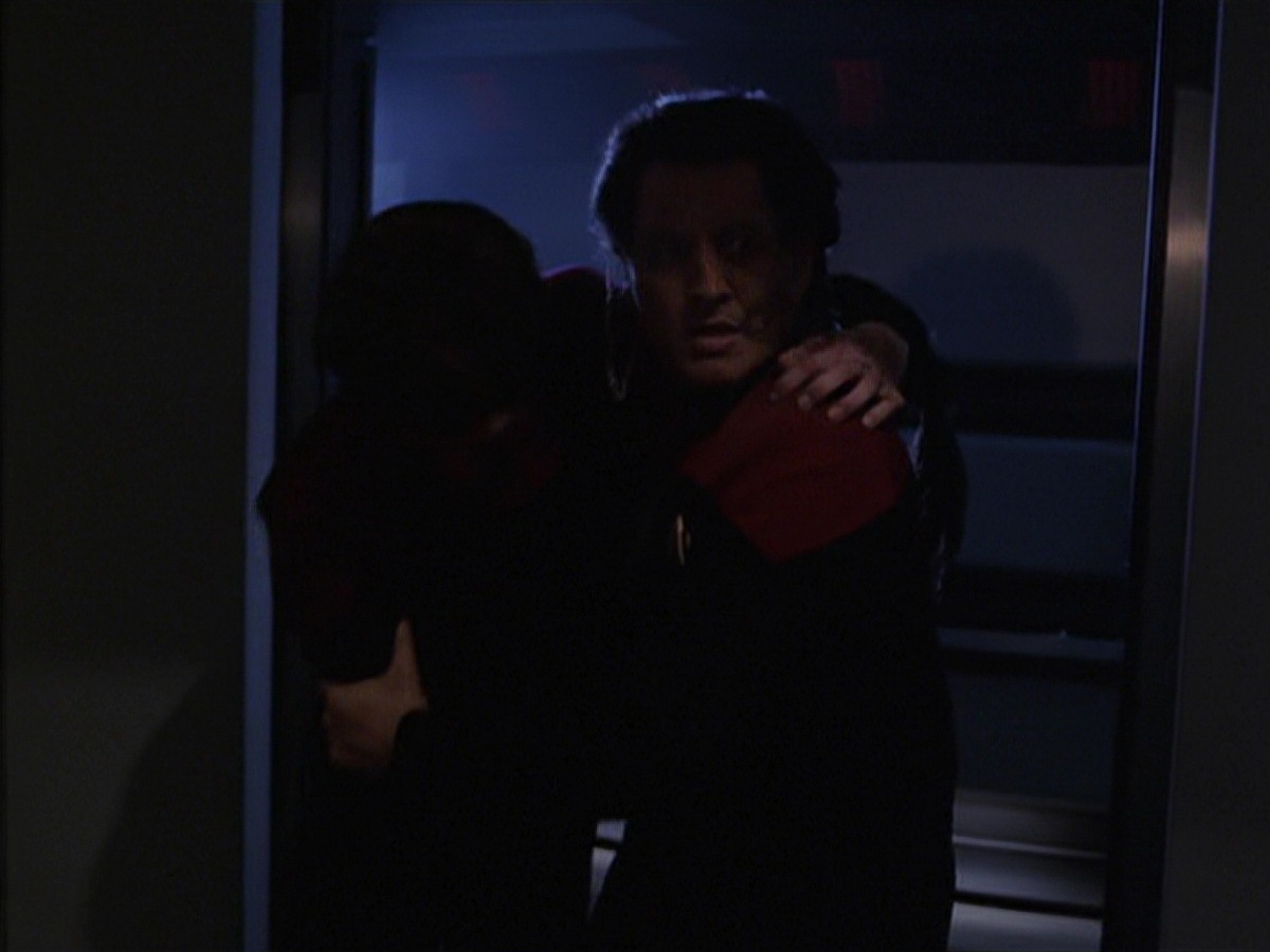 extant_StarTrek_VOY_7x20-AuthorAuthor_0762.jpg