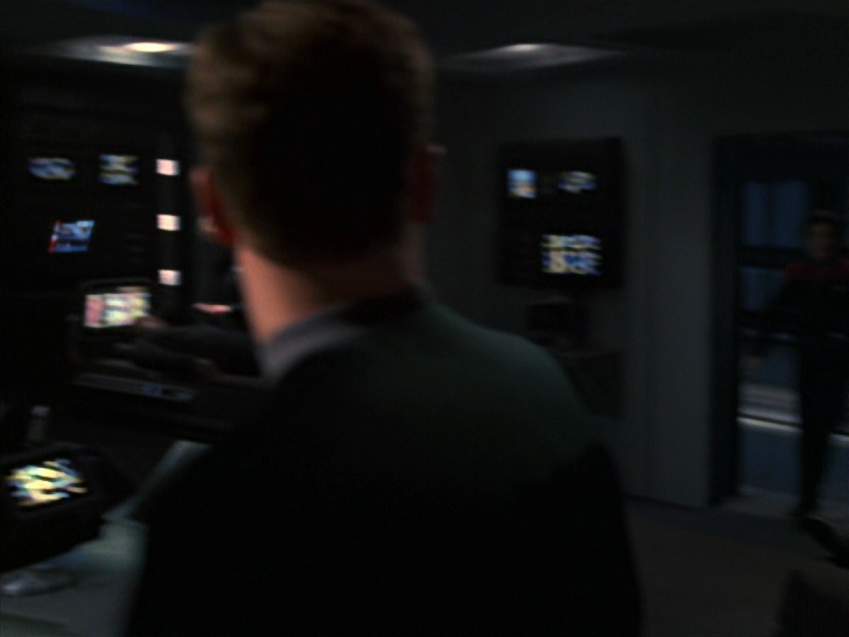 extant_StarTrek_VOY_7x20-AuthorAuthor_0825.jpg