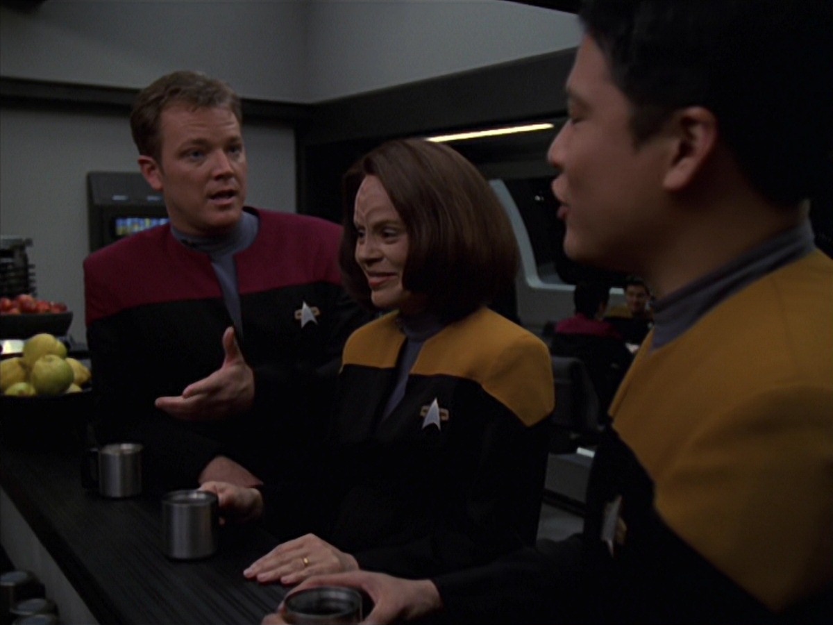 extant_StarTrek_VOY_7x20-AuthorAuthor_0894.jpg