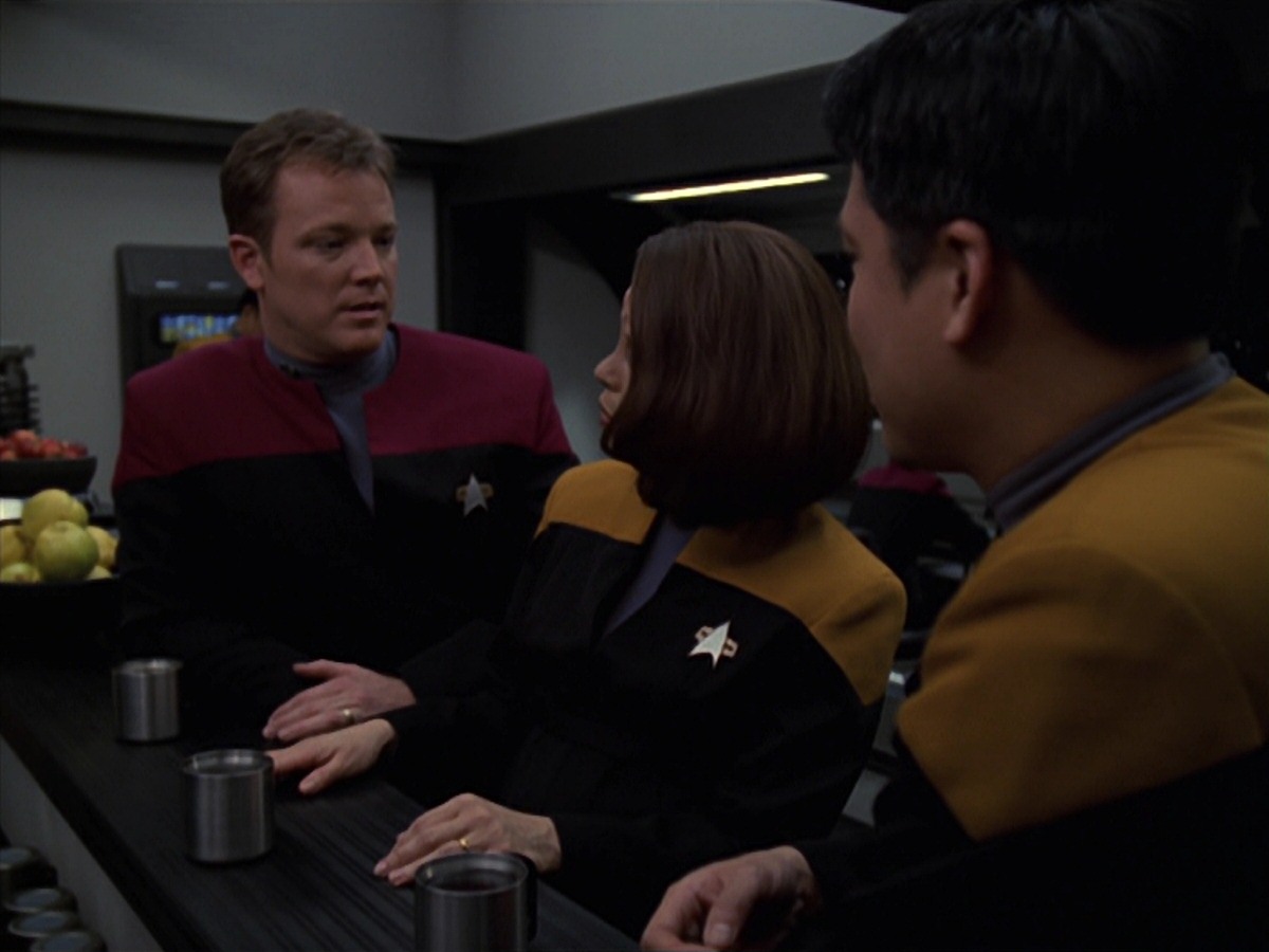 extant_StarTrek_VOY_7x20-AuthorAuthor_0955.jpg
