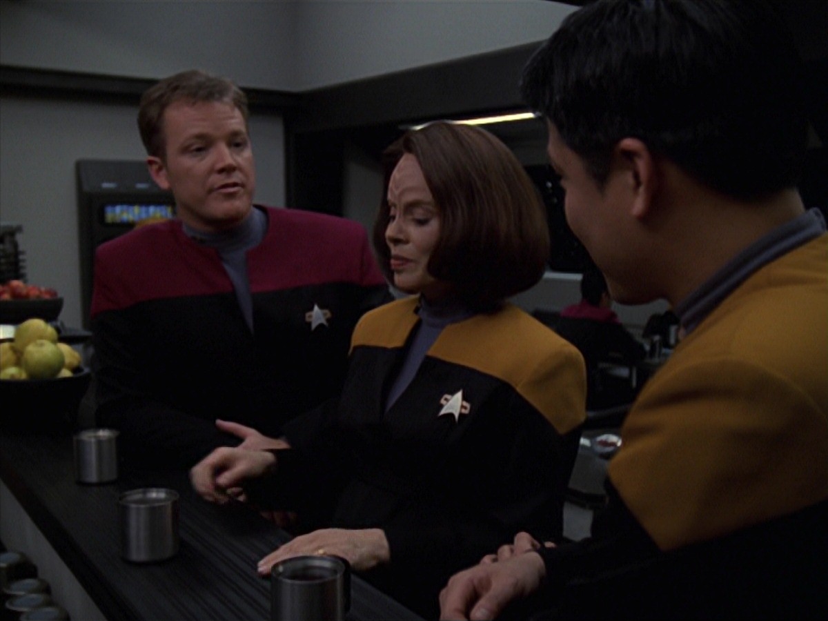 extant_StarTrek_VOY_7x20-AuthorAuthor_0969.jpg