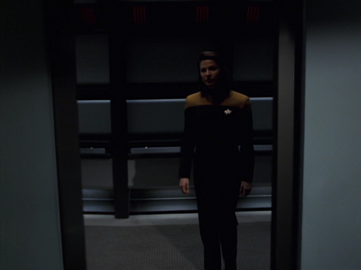 extant_StarTrek_VOY_7x20-AuthorAuthor_0977.jpg