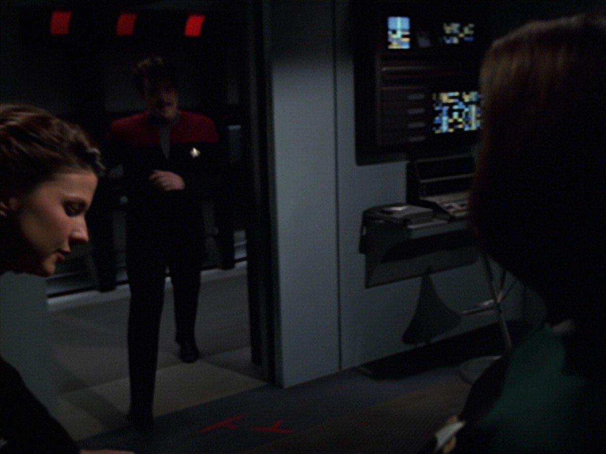extant_StarTrek_VOY_7x20-AuthorAuthor_0994.jpg