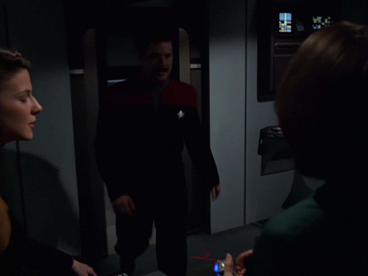 extant_StarTrek_VOY_7x20-AuthorAuthor_0995.jpg