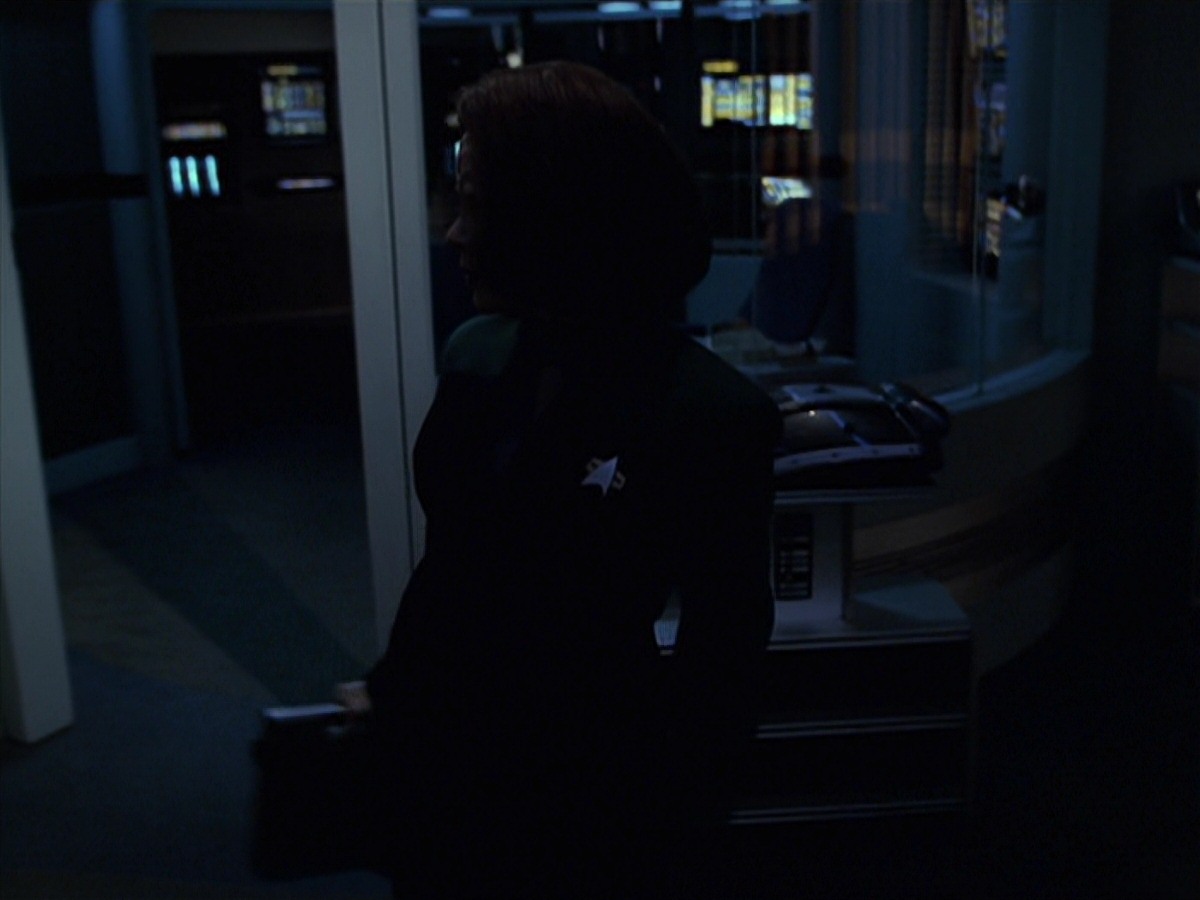 extant_StarTrek_VOY_7x20-AuthorAuthor_1030.jpg